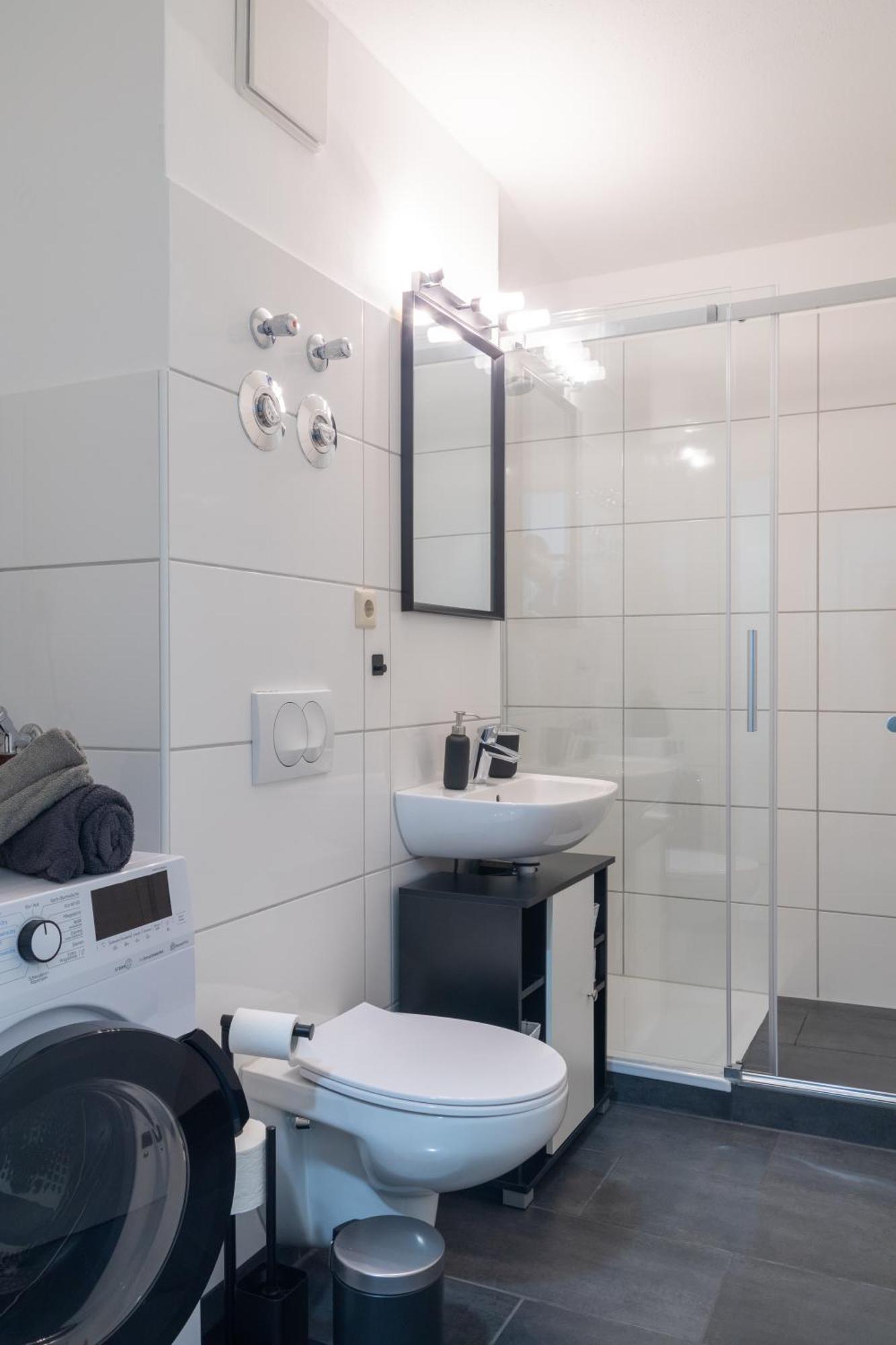 Home Shanti - Studio, Suedvorstadt, Balkon, Tv Lipsk Zewnętrze zdjęcie